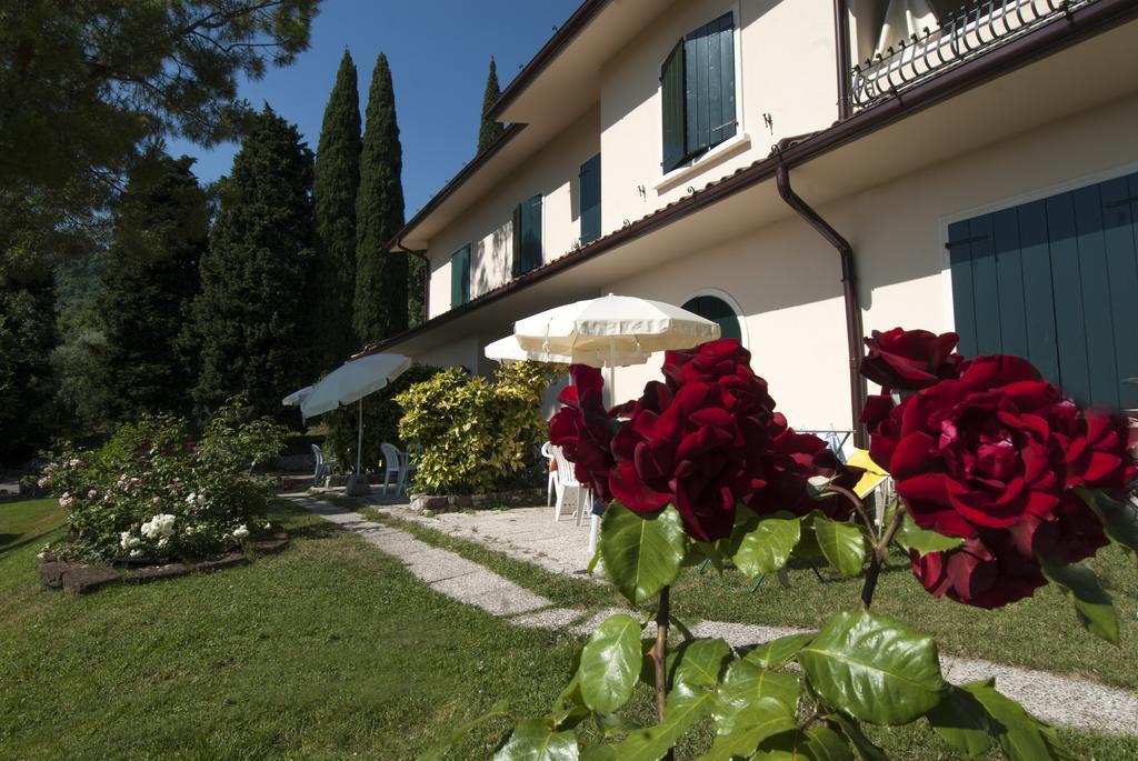 Residence Arca Bardolino Buitenkant foto